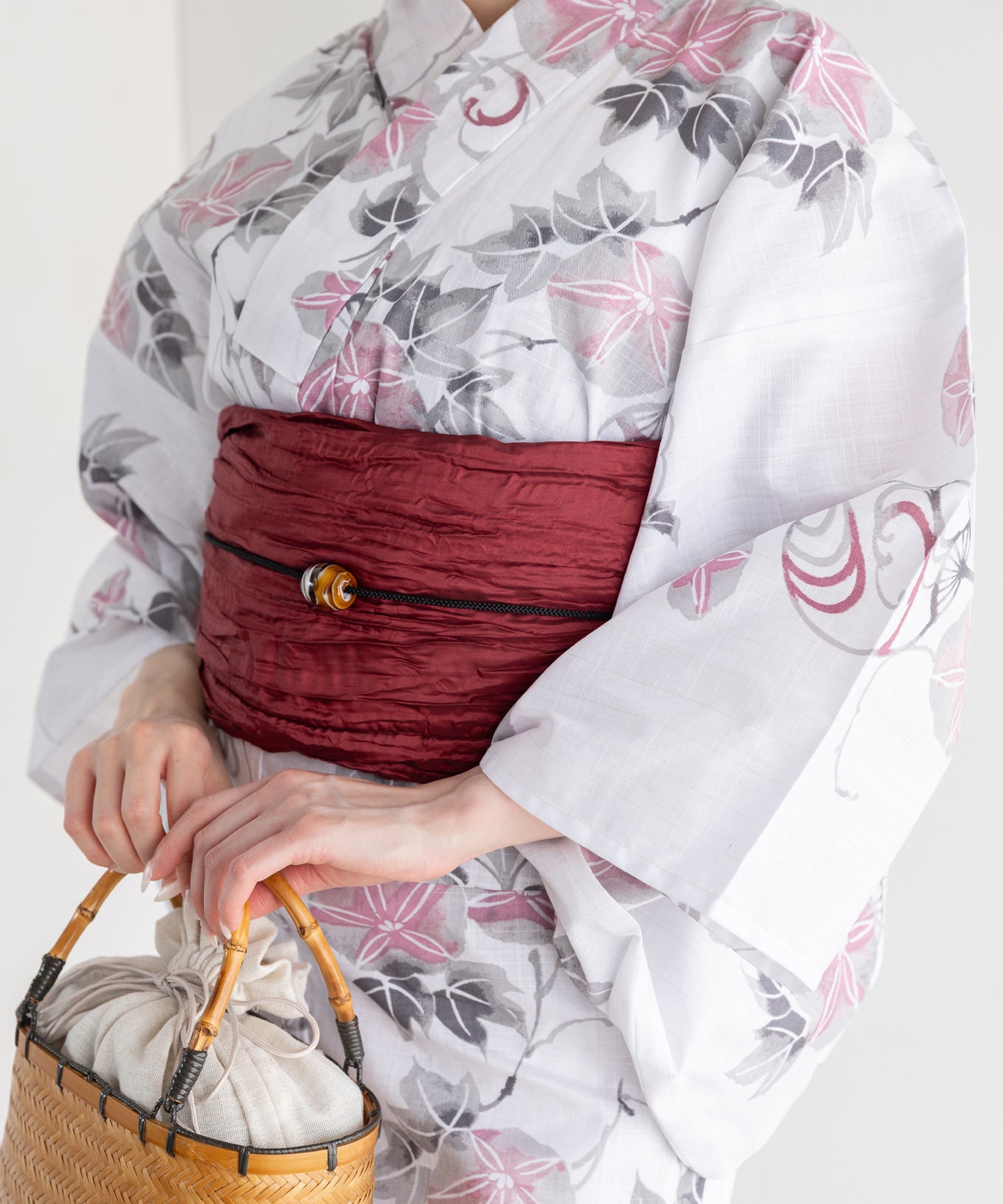 薄桜色の朝顔と団扇 こだわり浴衣5点セット (浴衣/帯/下駄/腰紐/着付け冊子) 変わり織生地