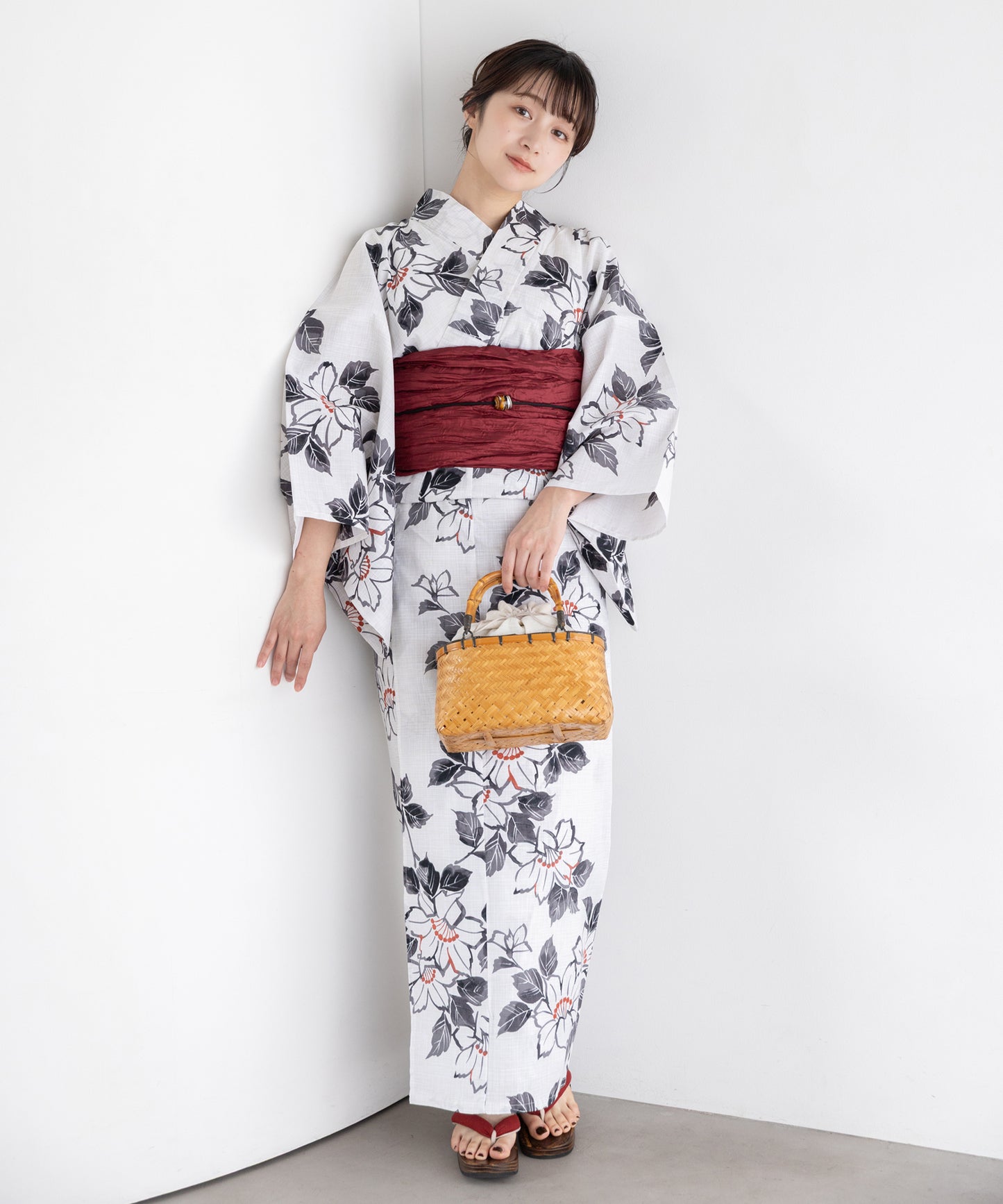 白花古影 こだわり浴衣5点セット (浴衣/帯/下駄/腰紐/着付け冊子) 変わり織生地