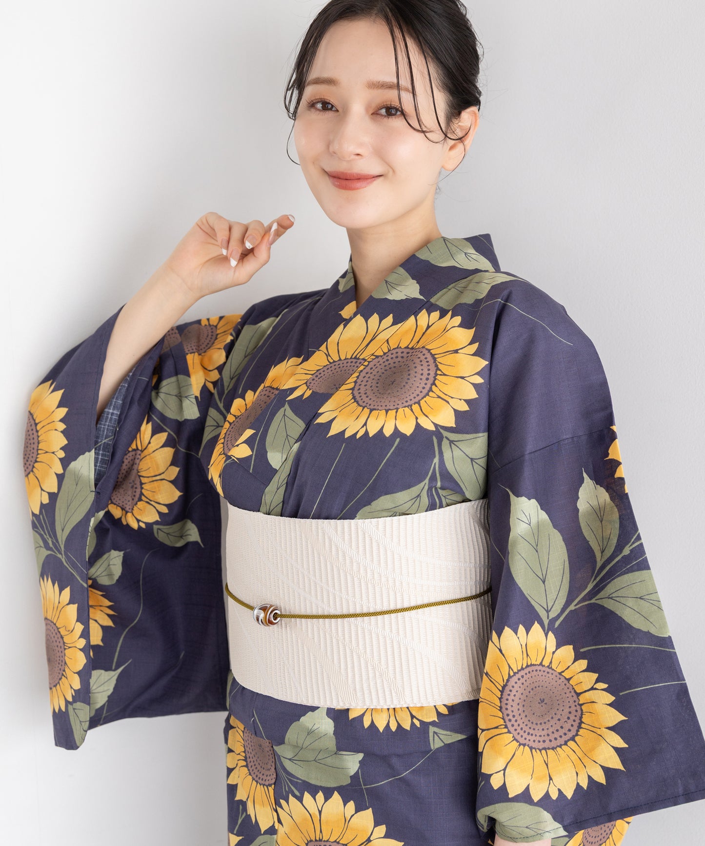 向日葵の宵景 こだわり浴衣5点セット (浴衣/帯/下駄/腰紐/着付け冊子) 変わり織生地