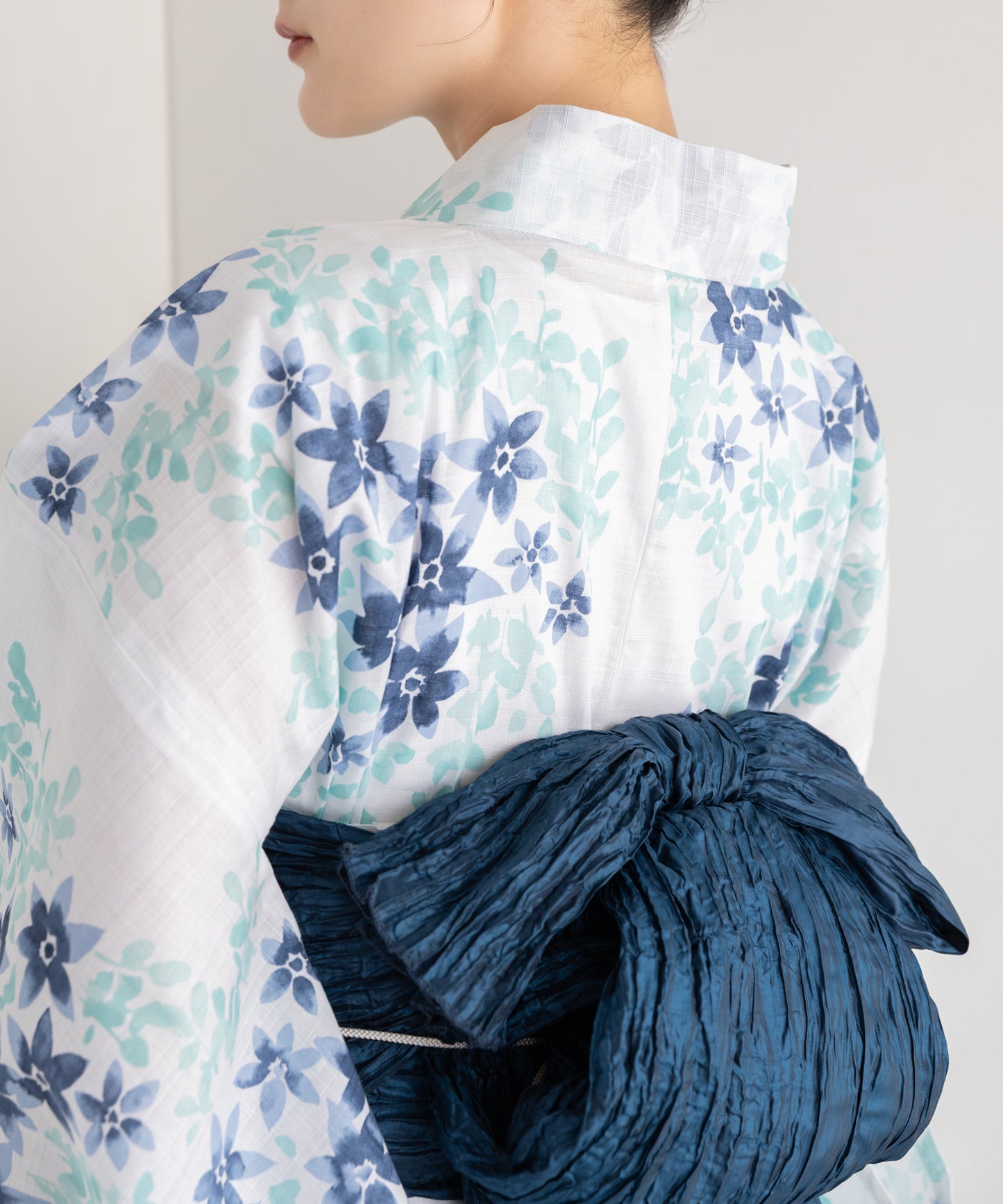 淡青花景 こだわり浴衣5点セット (浴衣/帯/下駄/腰紐/着付け冊子) 変わり織生地