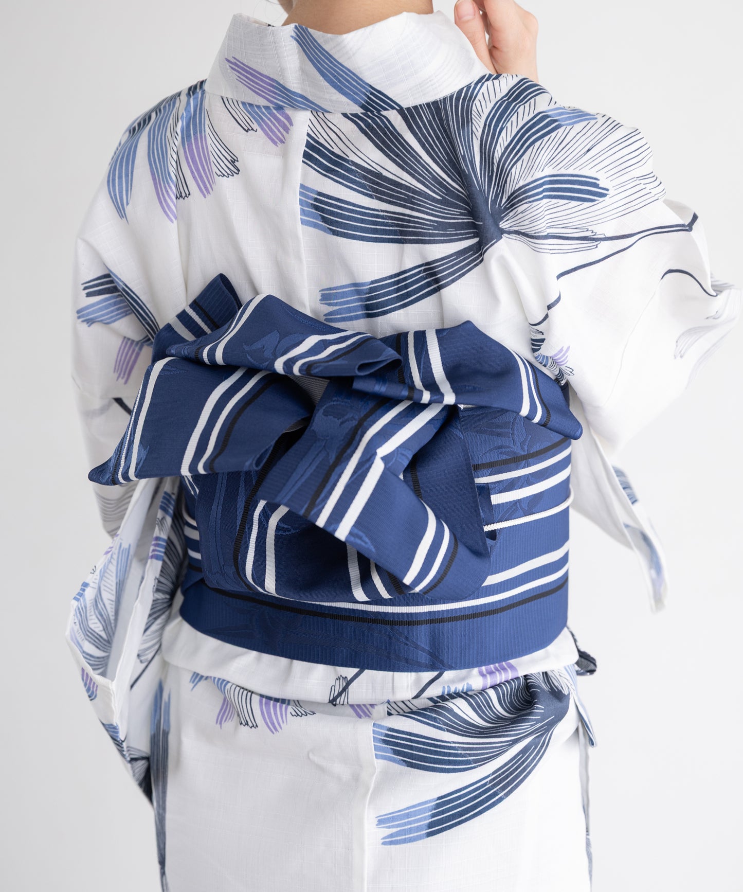 青紺の夏葉 こだわり浴衣5点セット (浴衣/帯/下駄/腰紐/着付け冊子) 変わり織生地