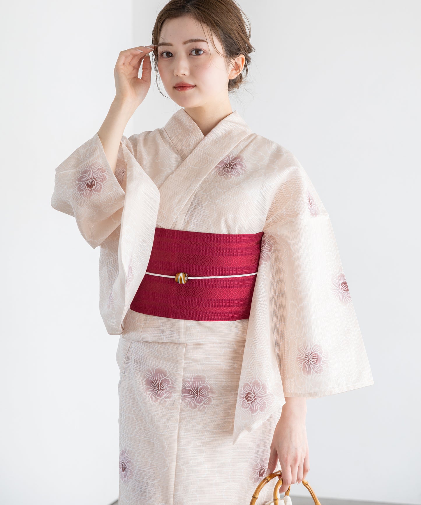 薄桜色に牡丹 こだわり浴衣5点セット (浴衣/帯/下駄/腰紐/着付け冊子)