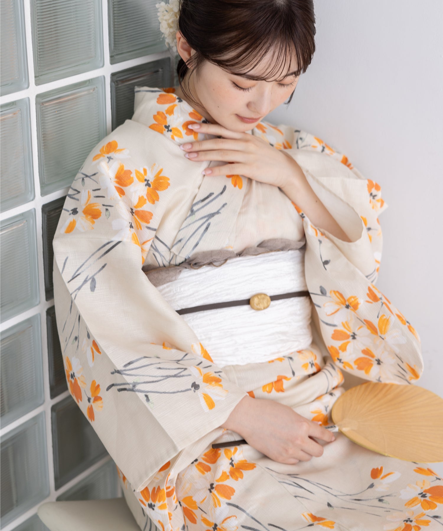 こだわり浴衣5点セット (浴衣/帯/下駄/腰紐/着付け冊子) 麻混 綿麻 楊柳生地 ベージュ オレンジ 小花