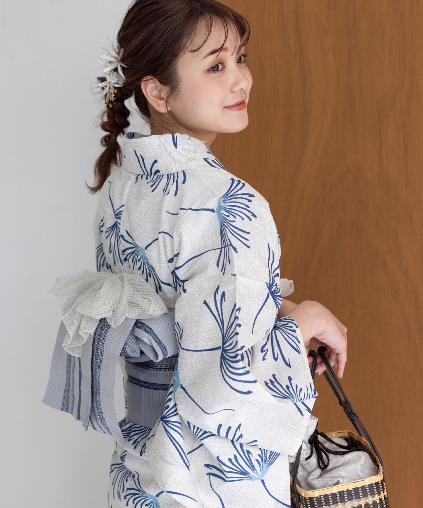 こだわり浴衣 5点セット (浴衣/帯/下駄/腰紐/着付け冊子) 浴衣 レディース 浴衣 セット 麻混 綿麻 ホワイト系 ブルー