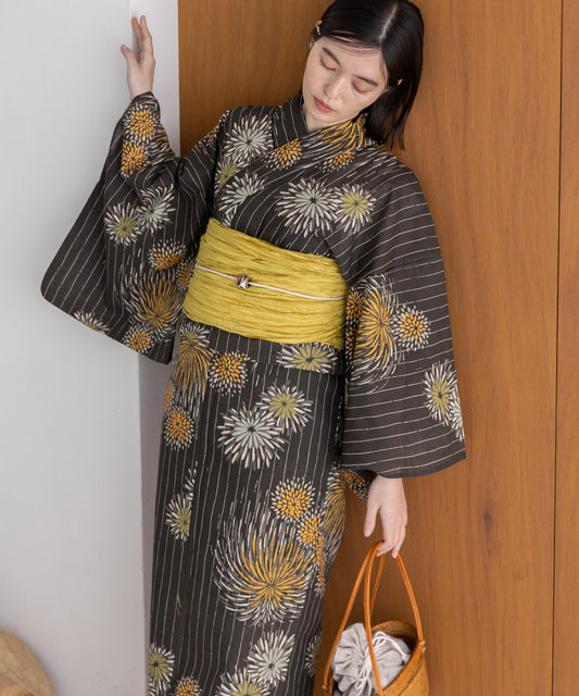 こだわり浴衣5点セット(浴衣/帯/下駄/腰紐/着付け冊子) 麻混 綿麻 先染め 生成 ブラック 黒 花火 ストライプ 縦縞