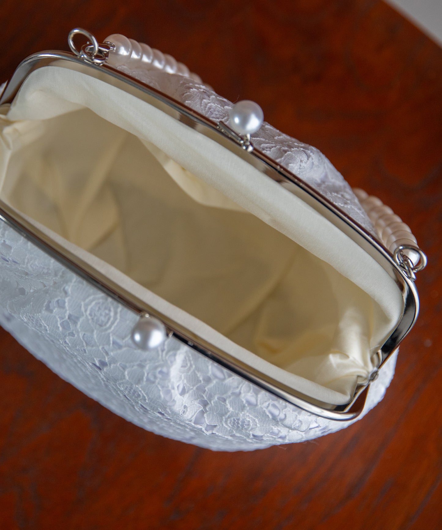 バッグ-ホワイト