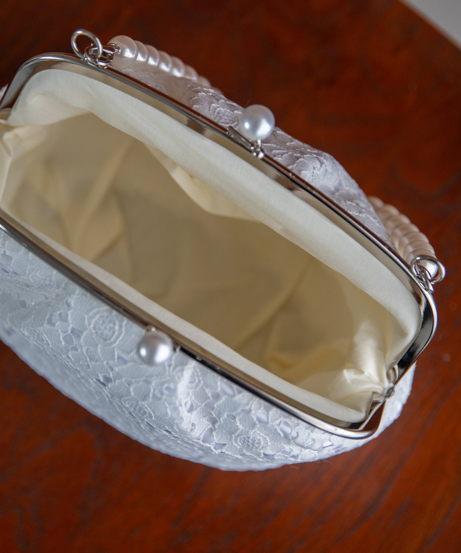 バッグ-ホワイト