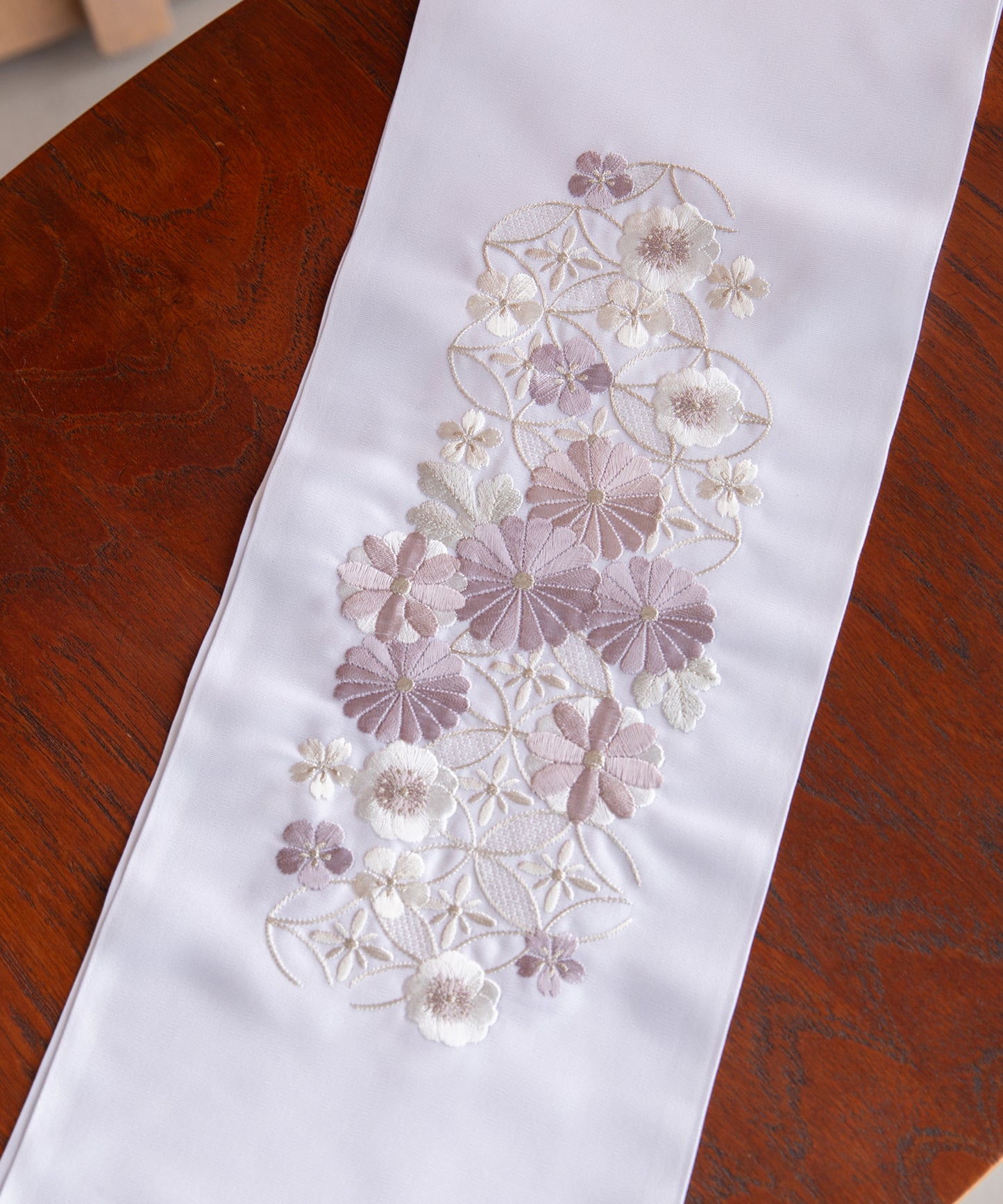 半衿 -七宝に菊-