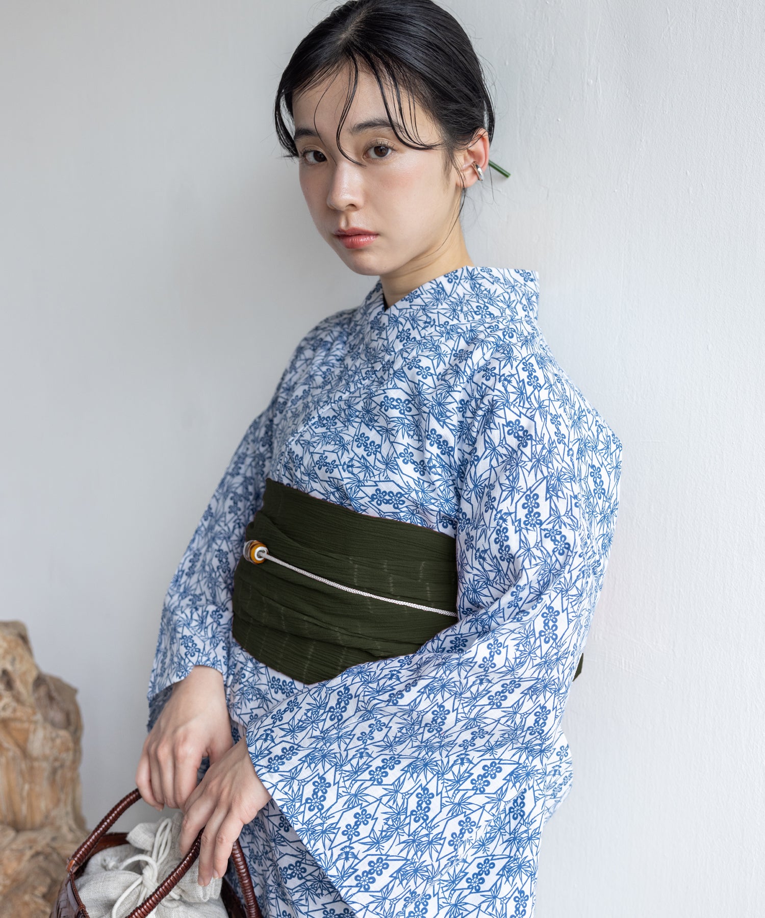 美品【二橋染工場】捺染こだわり浴衣2点セット 二橋染工場】捺染こだわり浴衣2点セットby yukatakan grace – ゆかた館