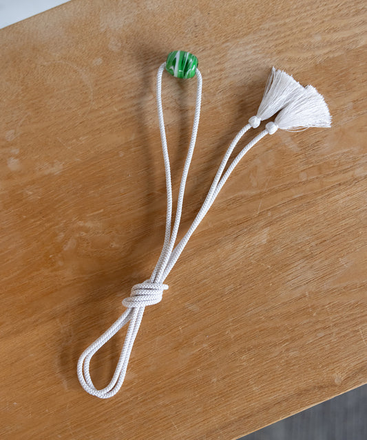 帯飾り -とんぼ玉と紐-